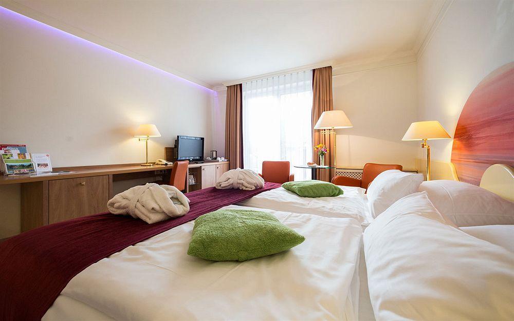 Hotel & Spa Sommerfeld - Adults Only Kremmen Exterior foto